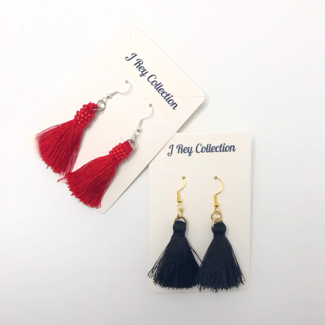Red Short Tassel – J Rey Collection Red Short Tassel – J Rey Collection